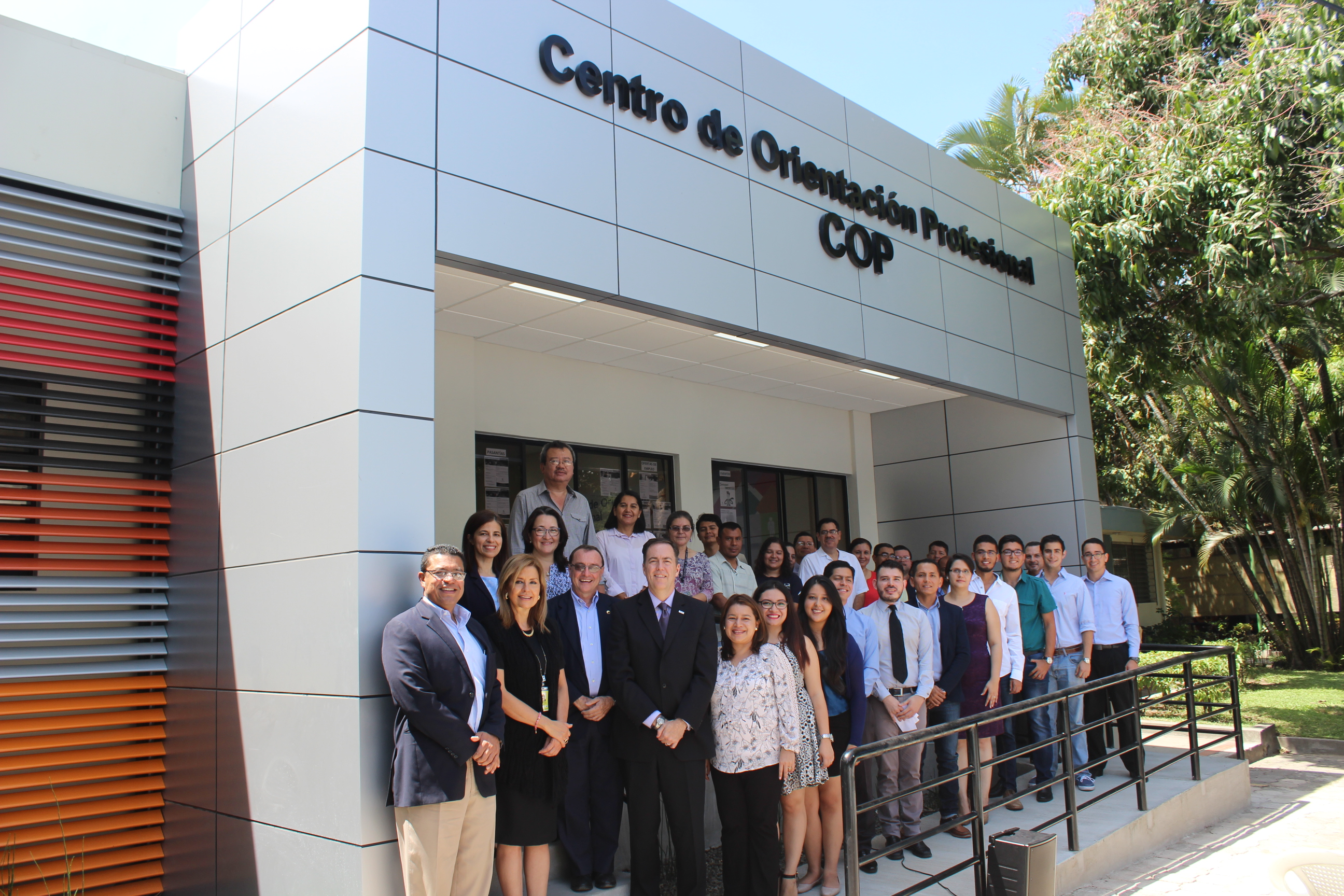How Career Centers Have Created New Possibilities in El Salvador